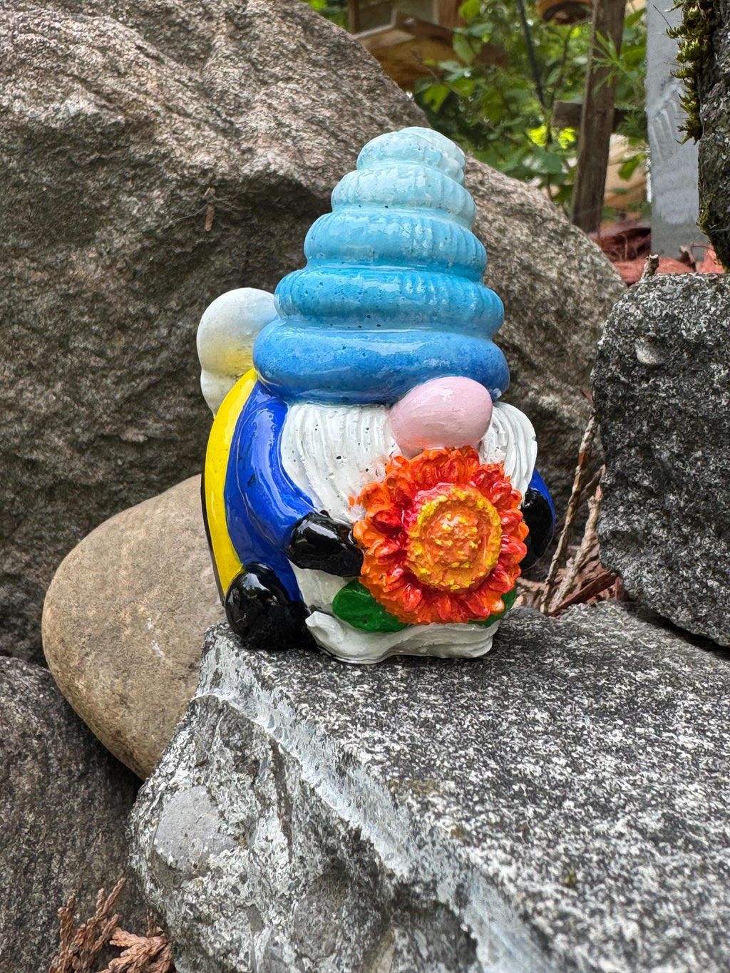Blue Bumblebee Gnome