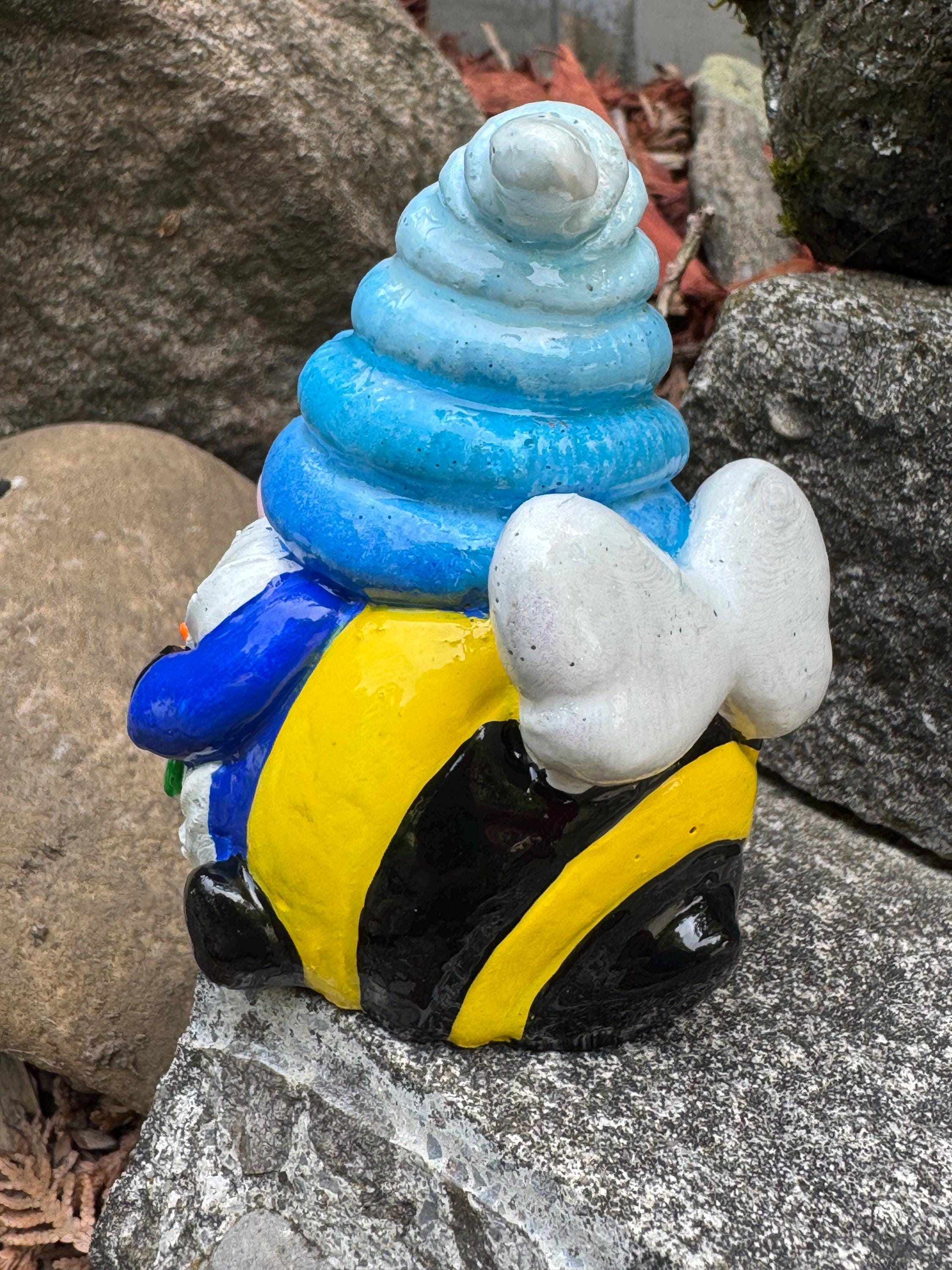 Blue Bumblebee Gnome