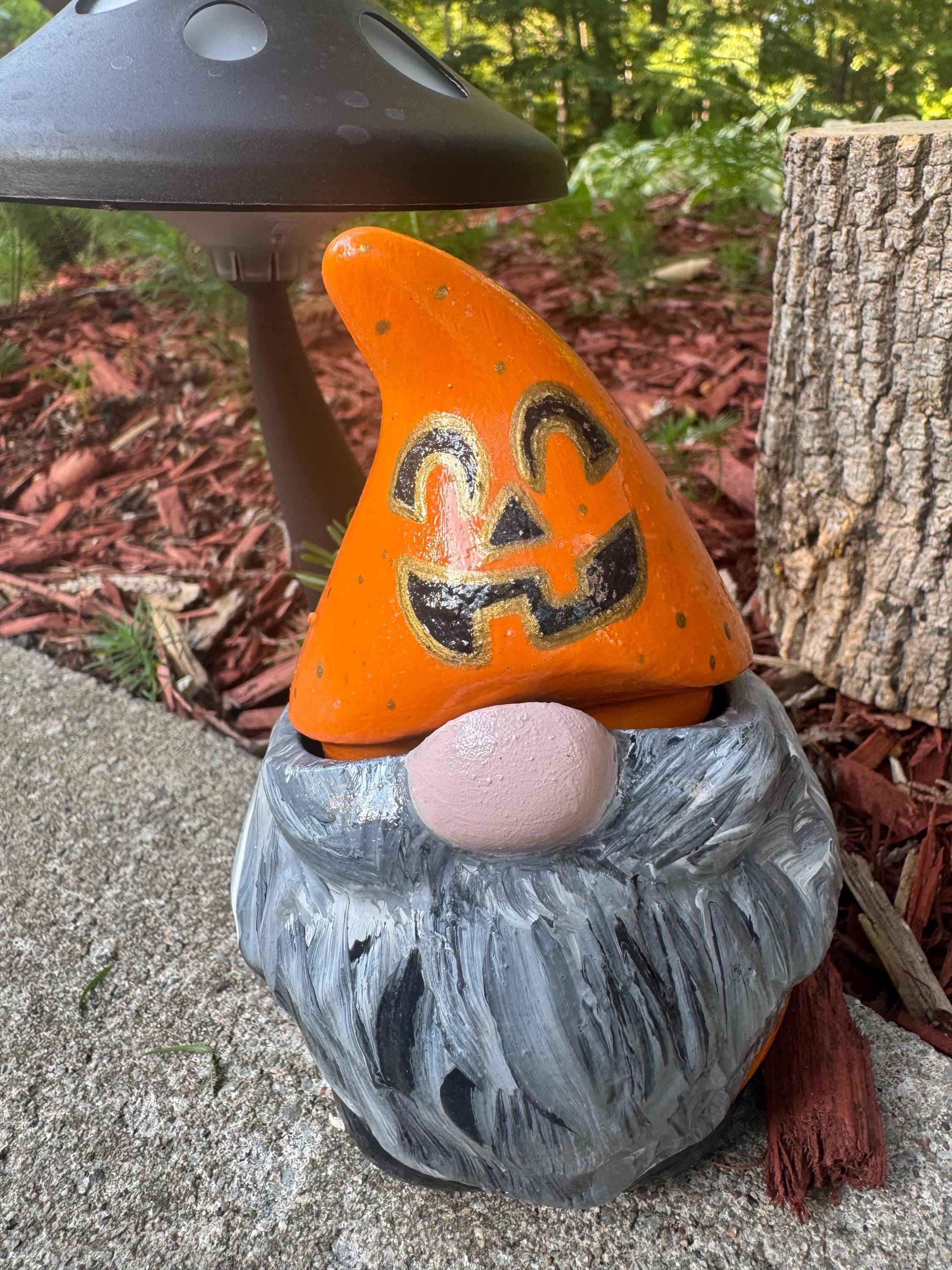 Jack-O-Lantern Gnome Storage