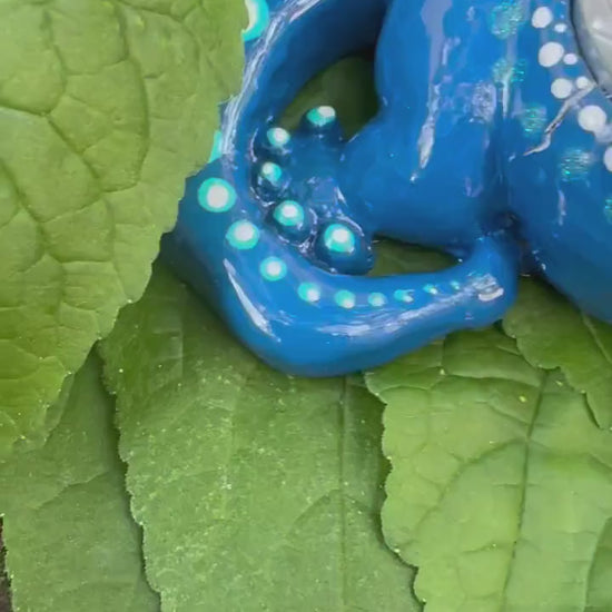 Blue with White Spots Skink Tealight
