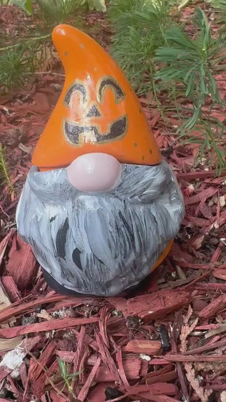 Jack-O-Lantern Gnome Storage
