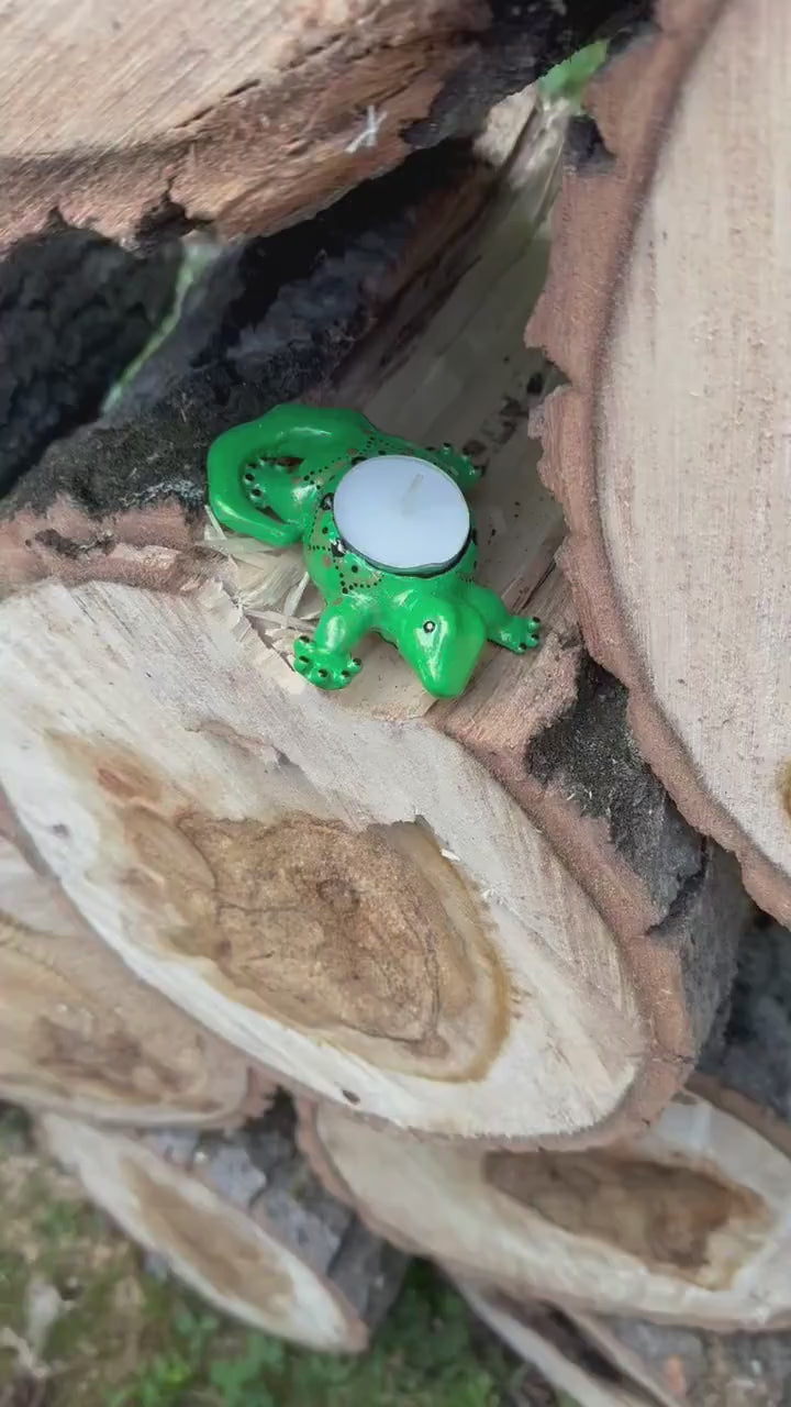 Green With Gold Skink Tealight